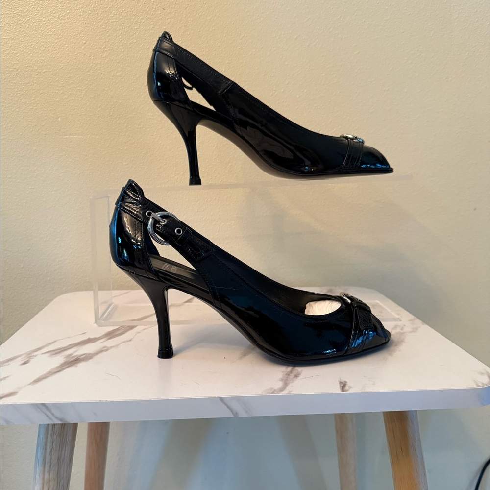 Stuart Weitzman ChatUp Black Patent Peep Toe Heels, NIB, Size 9